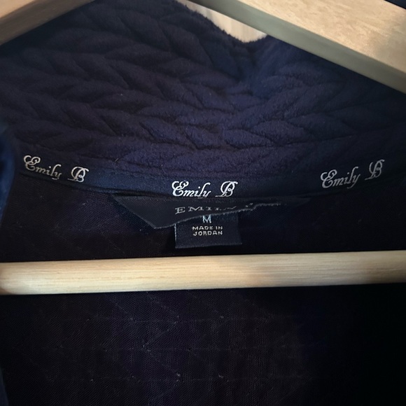 Emily B 100% Polyester Cable Knit Textured‎ 1/4 Zip Pull Over Sweater Size M - Picture 2 of 2